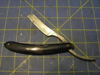 DePewsPatentRazor.JPG