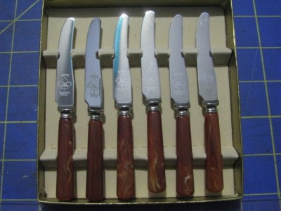 DinkeeLittleKnives$12 002.jpg