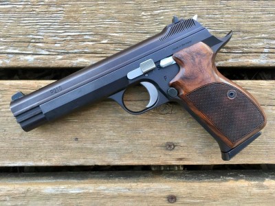 Sig P210.jpg