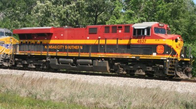 KCS 4837 GE ES44AC leading UP train.jpg