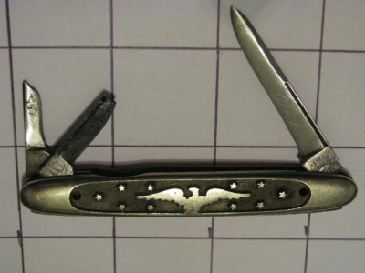 PetersBros.CelebratedCutleryWhittler1 001.jpg