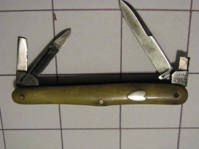 PetersBrothers(Petirs)CutleryCo4BladeTuxedo1 001.jpg