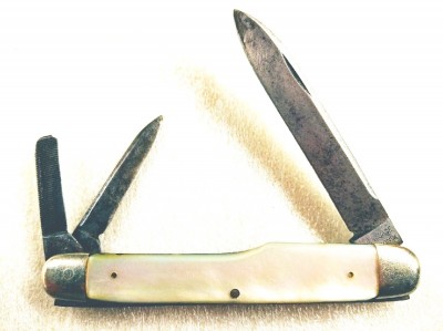 W.R. Case &amp; Sons 8387 gunstock whittler