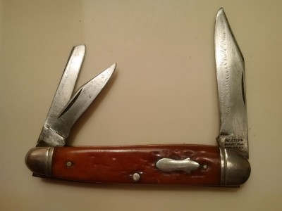 Western, Boulder Colo. serpentine whittler