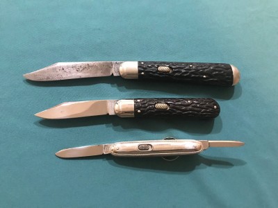 3Catt's.jpg