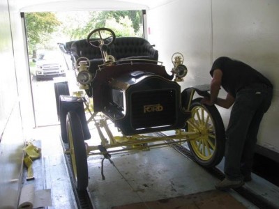 1905FordModelF 2001.JPG