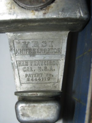 VesiKnifeSerratorPat.#2444119 004.jpg