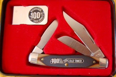 2004 SCHRADE 8 OT IN A DISPLAY TIN