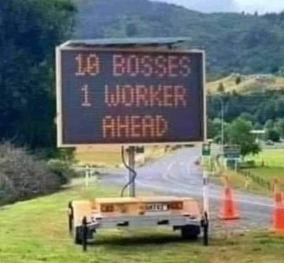 10 BOSSES.jpg