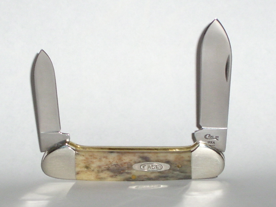 case xx 1995 apaloosa bone canoe knife.JPG