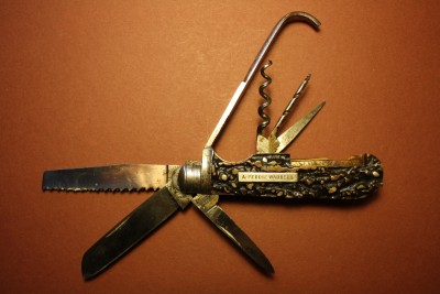 Brookes & Crookes Sheffield knife.jpg