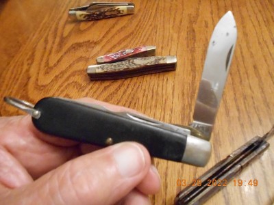 Camco electrician's knife