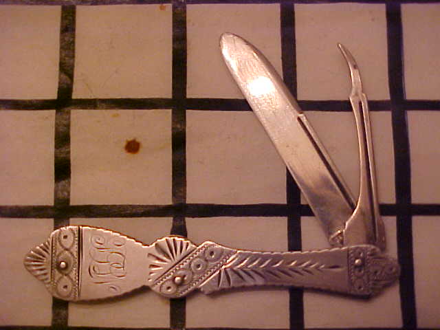 M.B.T.Knife.JPG