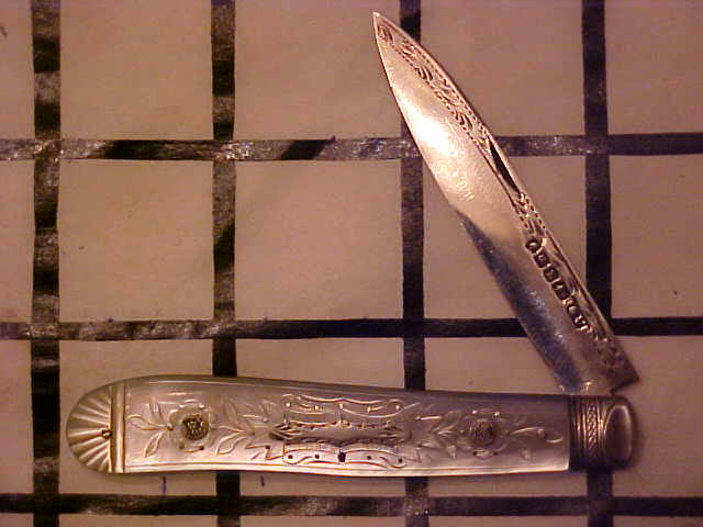 PiquedPearlSilver.JPG