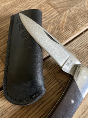 Buck 501 leather sheath old.jpg