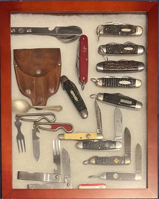 Knife display cabinet