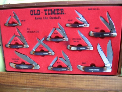 Old -Timer display open.JPG