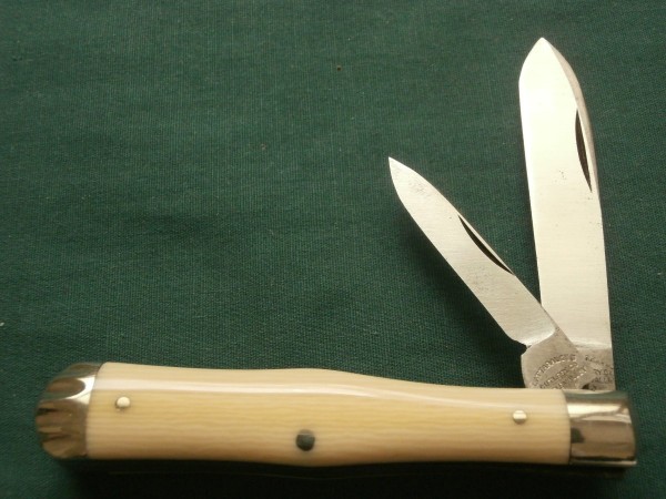 Cattaraugus Ivory Swell Center Jack.JPG