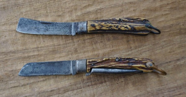 Navy Knife Pair Sheffield (1100x580).jpg