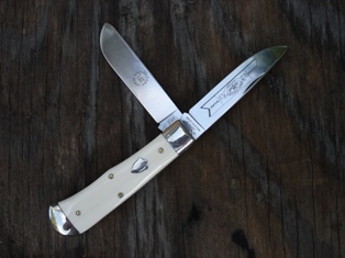 73 Ivory Casien EC.jpg