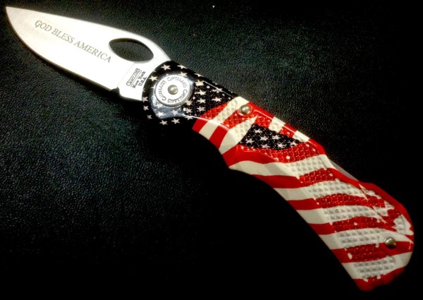CAMILLUS 903F-&quot;Ol' Glory&quot; Series<br />Pocket Knife #15.