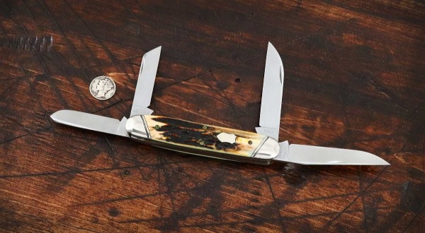 2010-tuna-cigar-stag-01lo.jpg