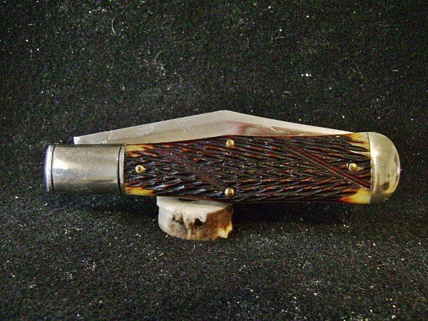 GEC AAPK 2019 Forum Knife - Closed Pile.JPG