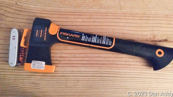 Fiskars X-7.jpg