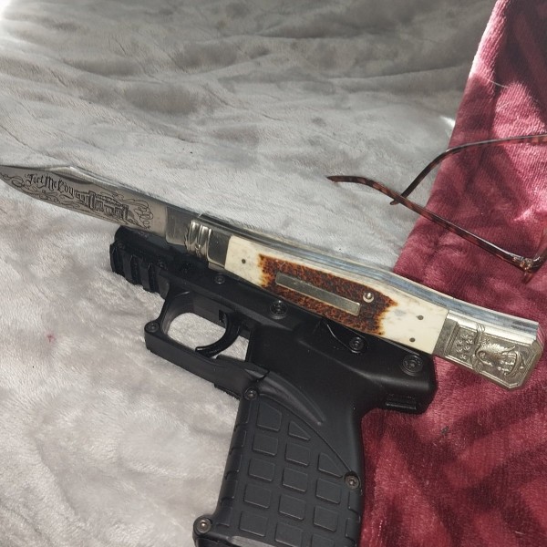 Hello all. This is my first post. I hope I did this correctly.. If not, I'll learn.<br />This is a picture of a knife I just got yesterday. I know next to nothing about it. Can anyone help.?? Thank you.