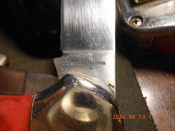 Mark side stamp on main blade.