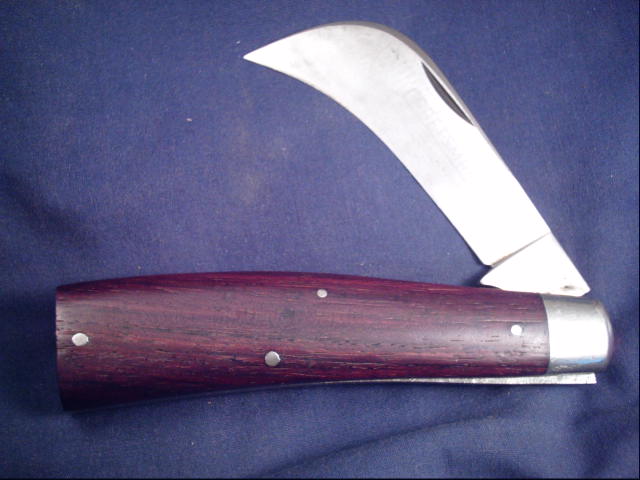 schrade hawkbill.jpg
