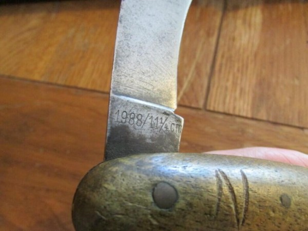 knife.jpg