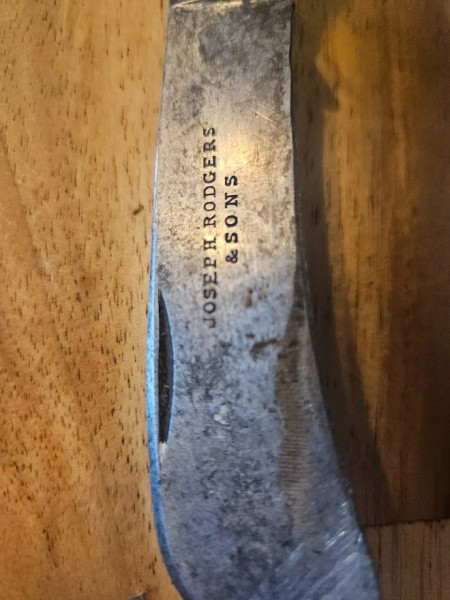 Knife 2.jpg
