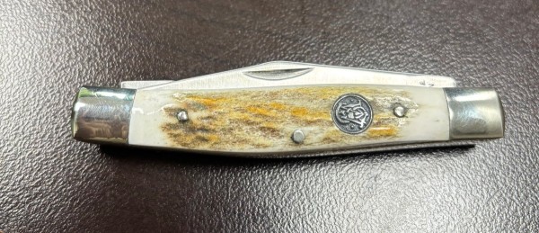 knife1.jpg