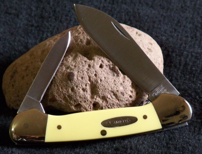 Camillus Ol Yeller Canoe.JPG