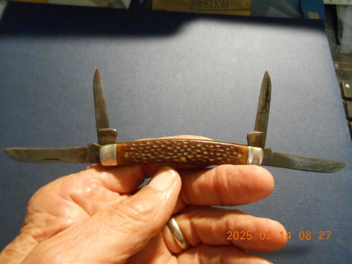 Blades have wear, still good enough to carry.