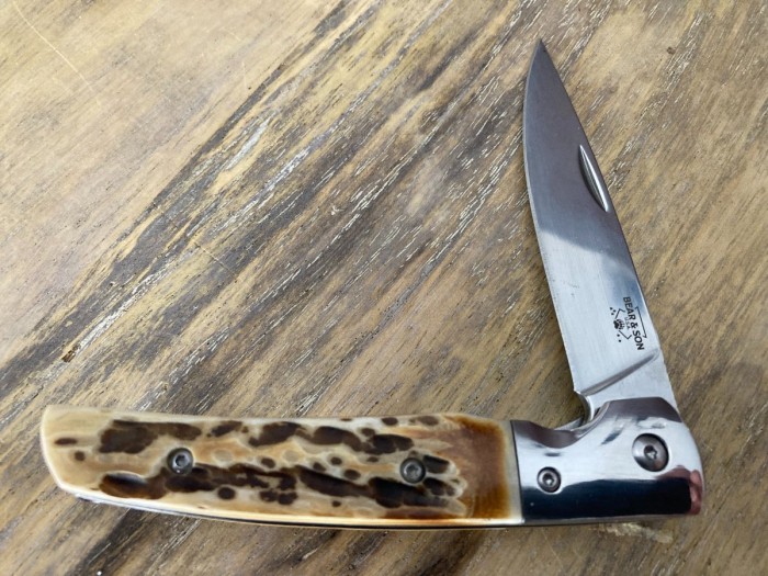 Bear Rancher liner lock.jpg