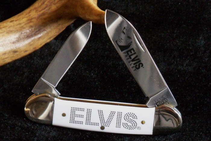 ELVIS.jpg