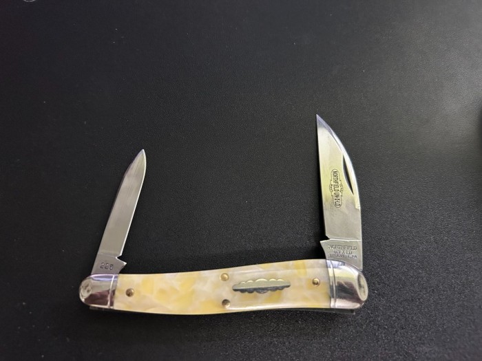 gec tyeelow.jpg