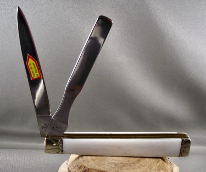FROST DOC KNIFE.JPG