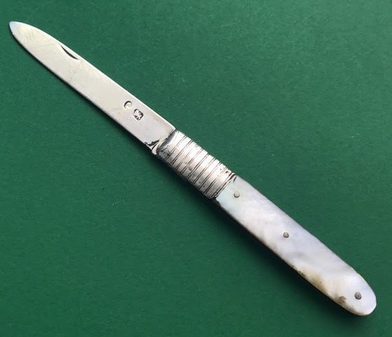 Crowned Lion Fruit Knife-1.jpg