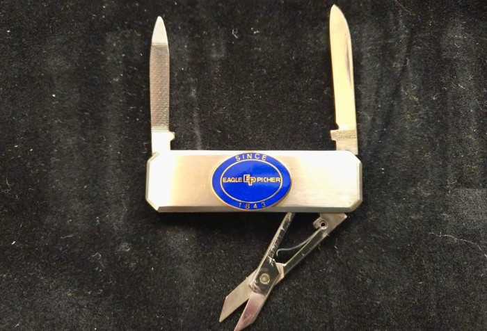 Barlow Japan advertising knife