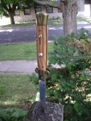 Italian Olive Wood Auto 4.JPG