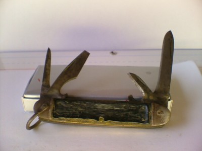 CAMILLUS SCOUT KNIFE FRONT.JPG