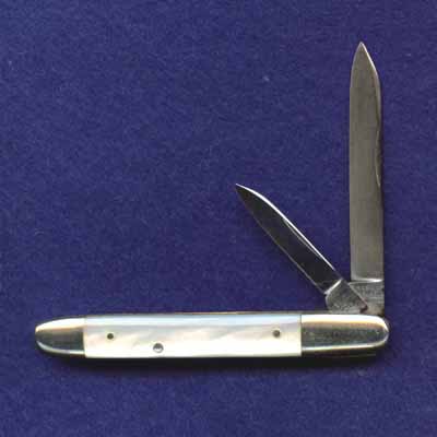 2 3/4" equal-end jack with different<br />sized bolsters.<br />Patter number 722220.