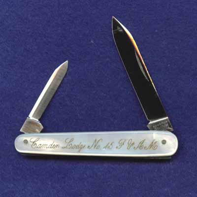 2 7/8" Sleeveboard Masonic pen.<br />Circa 1912.<br />Pattern number 722388.<br />Front side.