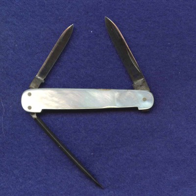 3" English lobster.<br />Pattern number 733445.