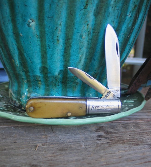 Remington Barlow both blades.JPG