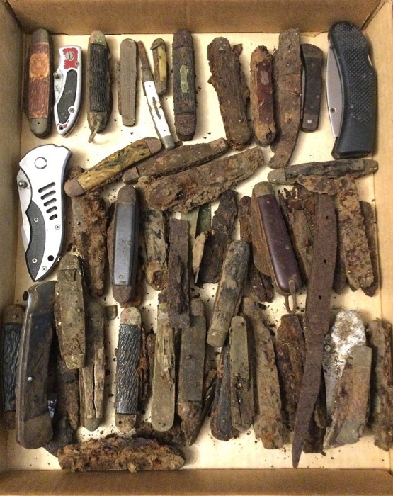 pocket knives.jpeg