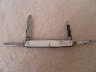 Schrade Cut. Co. 4 BLD Senator(Pearl) 002.JPG